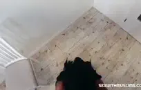 شاعر المليون في فمي قبل أن أتمكن من أخذ كل تلك القذف.