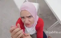مص قضيبي الكبير وشاعر المليون في جميع أنحاء وجهي.