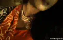 مثير في سن المراهقة يحصل القبض على الغش على صديقها.