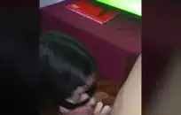 مص قضيبه وركوب قضيبه.